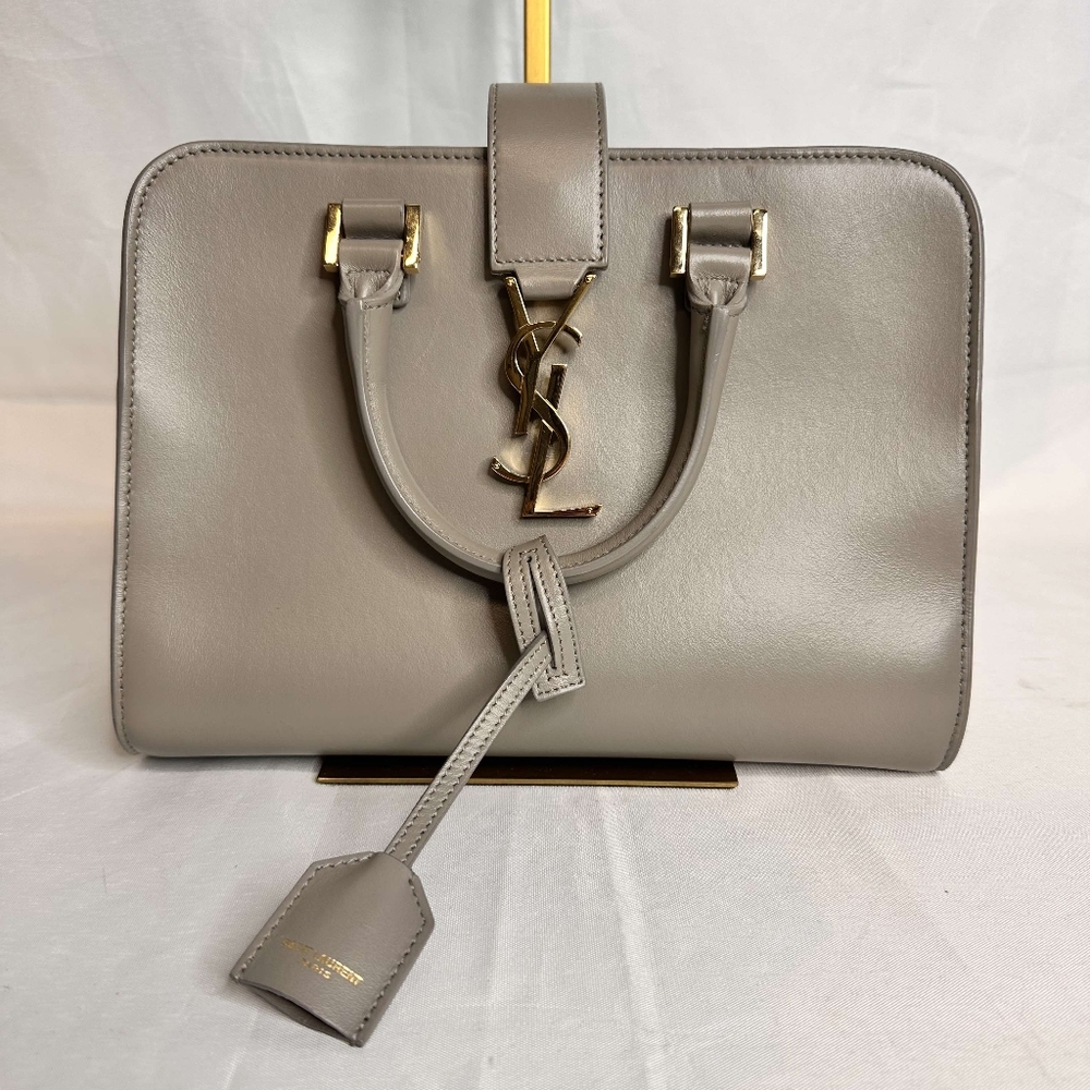Saint Laurent
Monogram Cabas Leather Baby